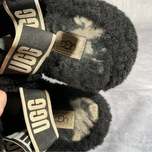 UGG Women's Fluffita Platform Sheepskin Slipper Slides Shoes  w/ Strap Size 9 - Picture 5 of 7